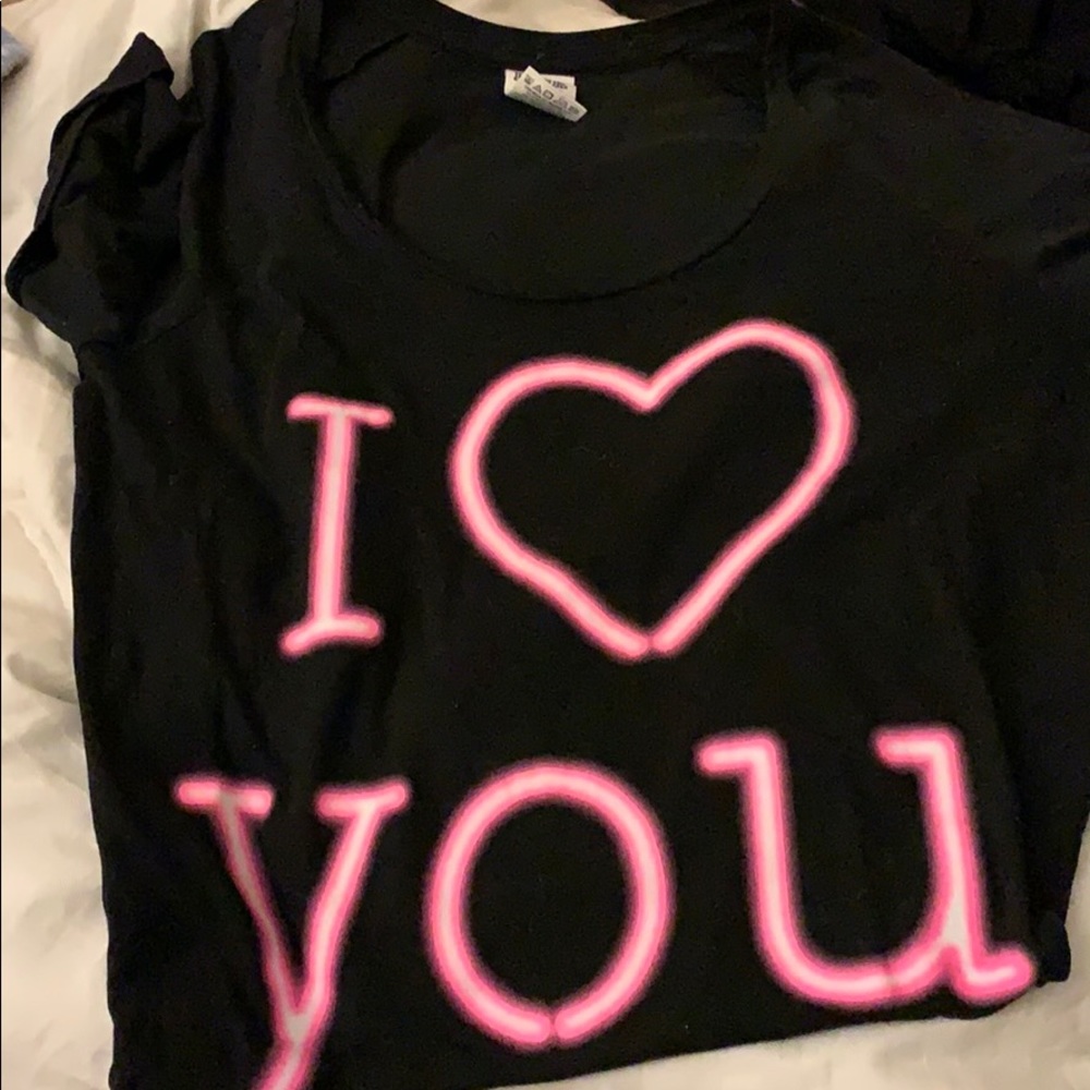 VS PINK I Love You tee